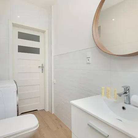 Przytulny Z Wifi I Smarttv W Gdyni By Rent Like Apartment *