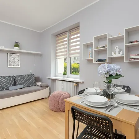 Apartment Przytulny Z Wifi I Smarttv W Gdyni By Rent Like *